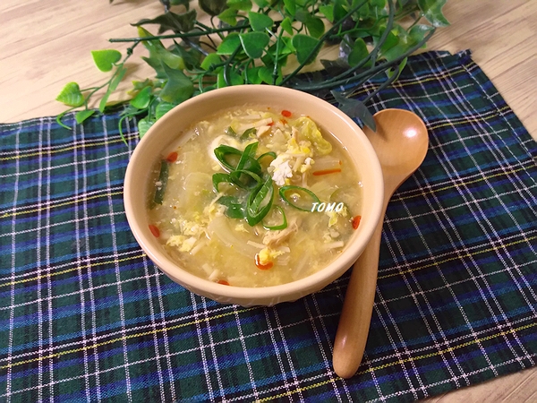 ホウェイ　de　白菜とささみのオートミールすっぱ辛いスープ