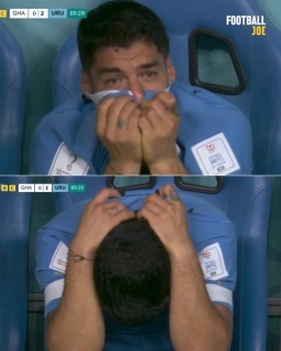 Luis Suarez finding out Uruguay are heading out of the World Cup thanks to Korea late goal