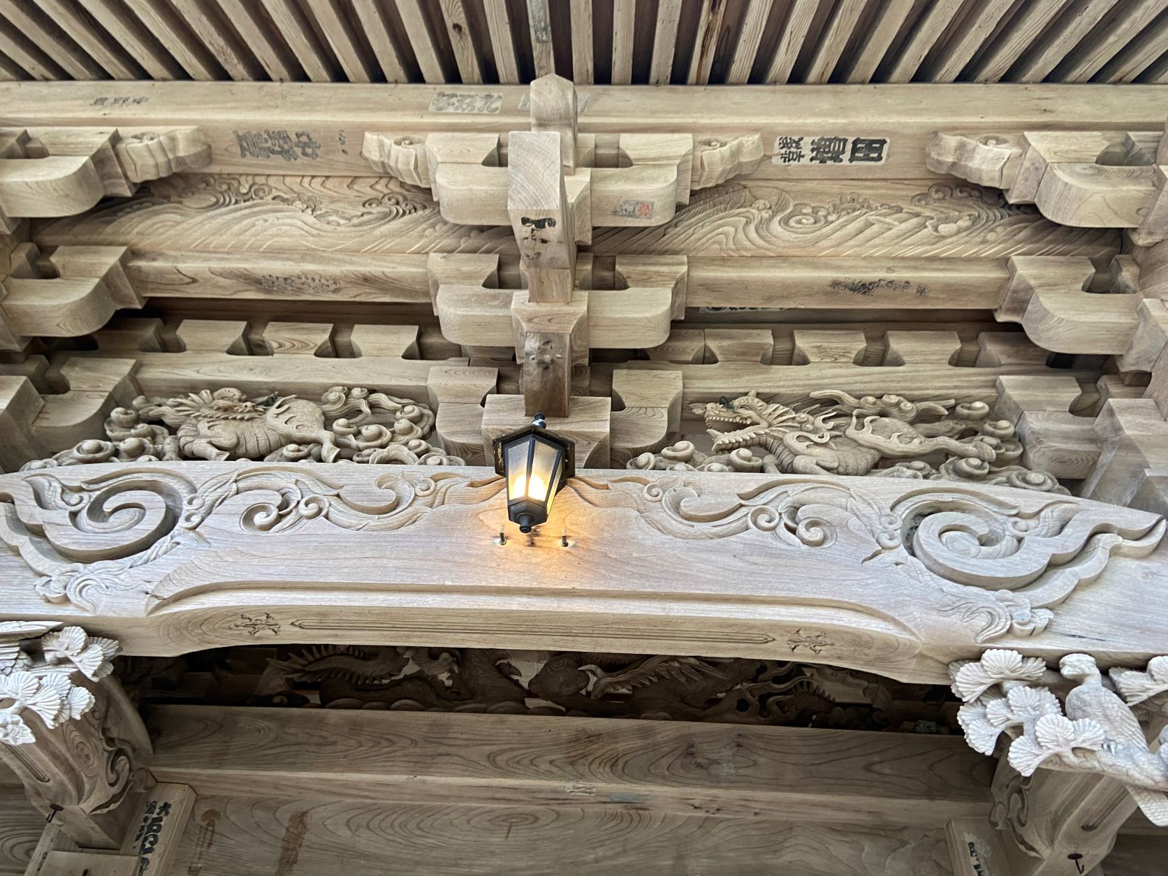 大乗寺　山門の彫刻