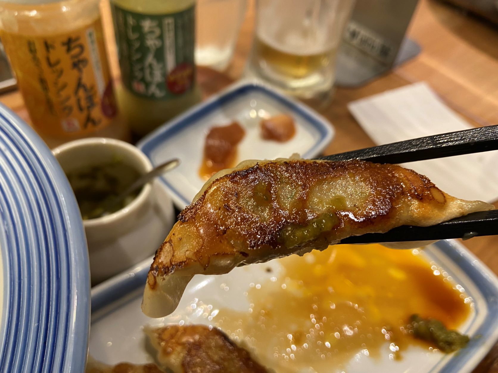 リンガーハット　羽田空港　長崎ちゃんぽん餃子セット　柚子胡椒でいただきます