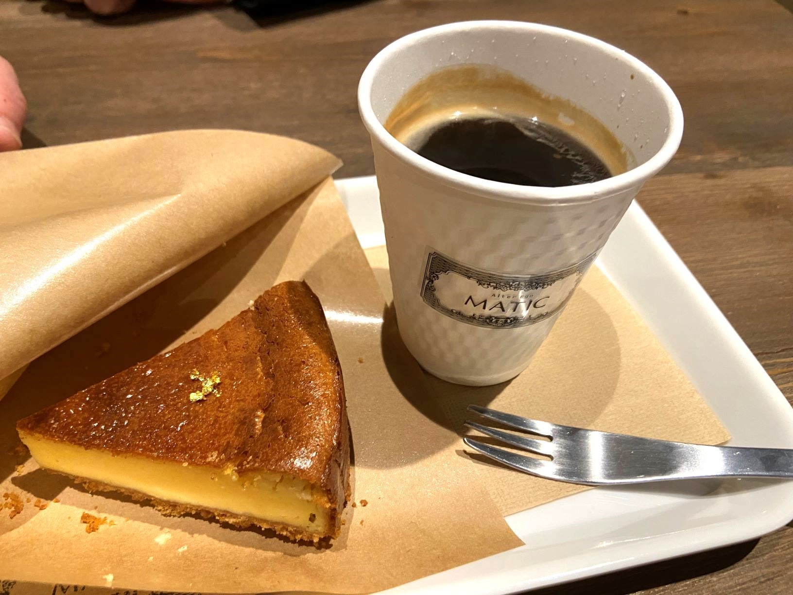 オルター エゴ マティク&カフェ　コーヒーとチーズケーキ