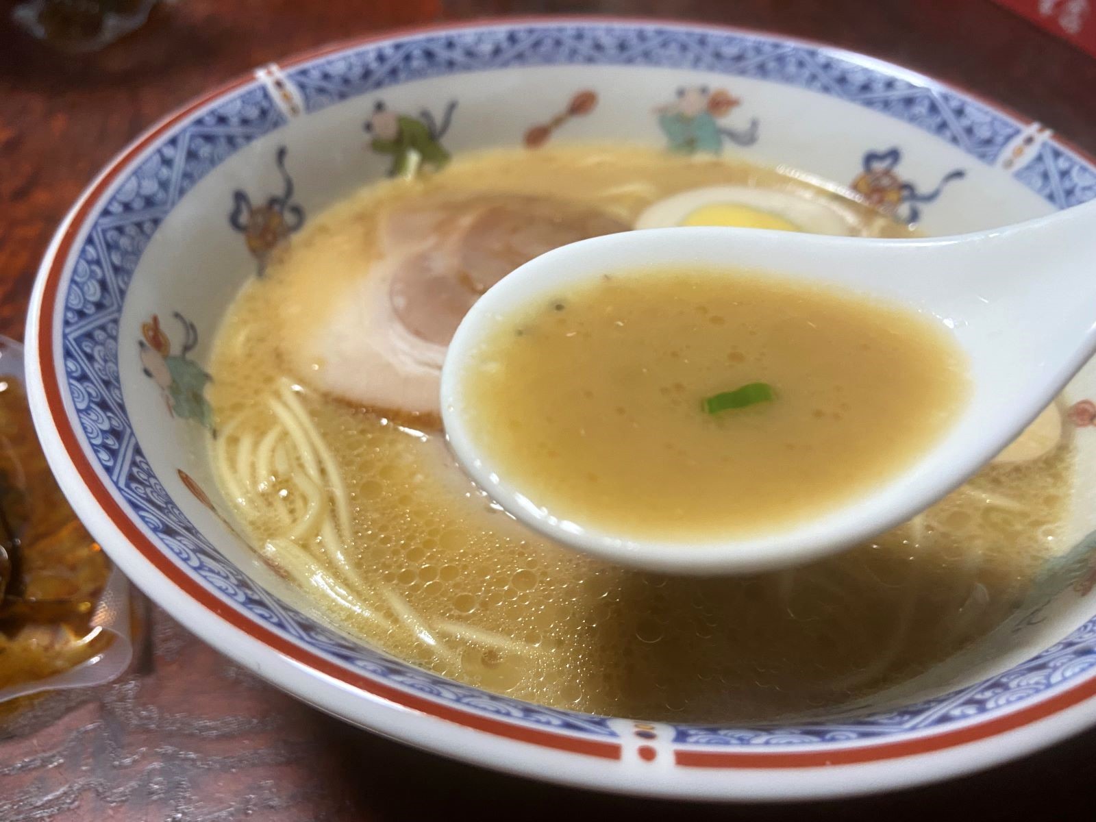 博多一幸舎　お土産ラーメン　スープ